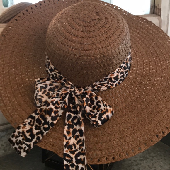 Floppy Sun Hat NWOT - Picture 2 of 14